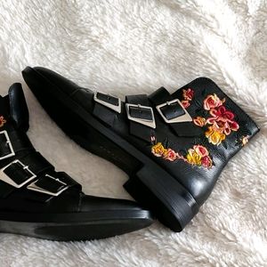 Zara Ankle boots